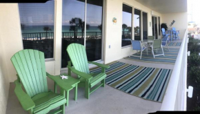 Spacious Oceanfront Condo with Beach Access - Unit 0205